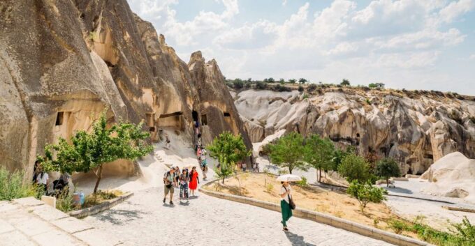 Cappadocia: Red (North) Tour | Small Group - Frequently Asked Questions