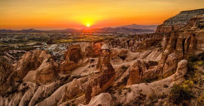 Cappadocia Sunset and Night Tour With Dinner - Exploring Ortahisar Castle