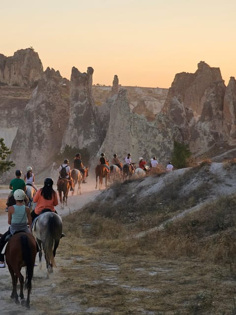 Cappadocia (Sunset) Horseback Riding Experience - Tour Duration and Group Size