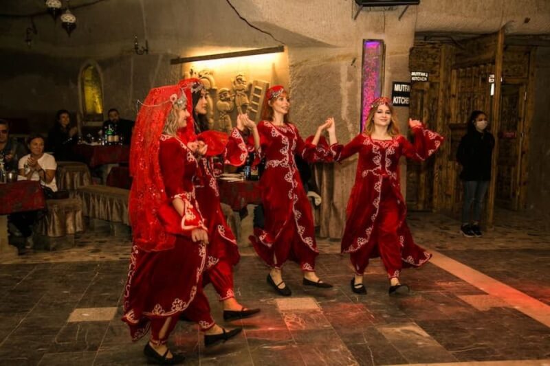 Cappadocia: Travel Pass With Balloon Ride & 35+ Attractions - Booking and Meeting Information