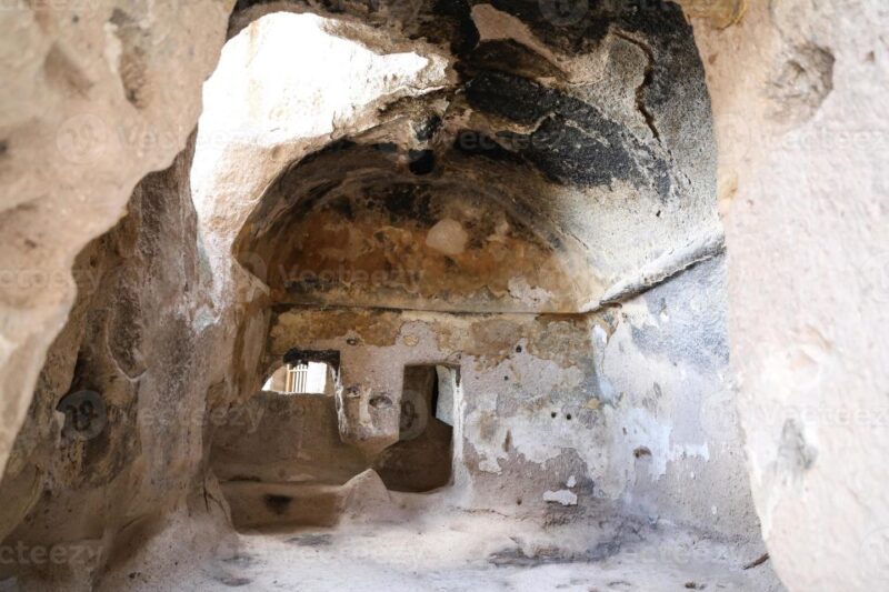 Cappadocia :Underground City Guided Green Tour & Lunch - Language and Guide