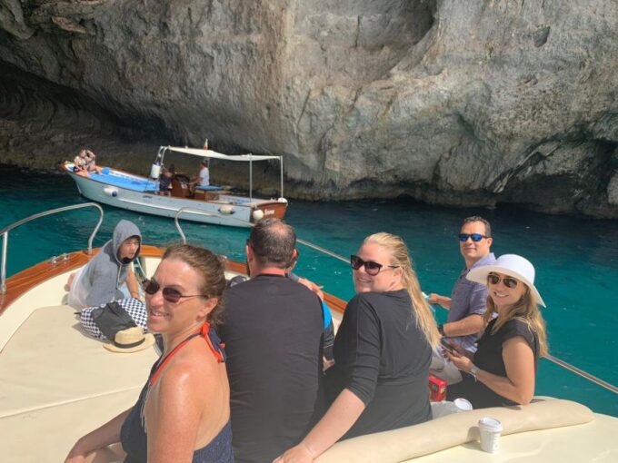 Capri : 2 Hours Private Boat From Capri - Hotel Pickup and Drop-off