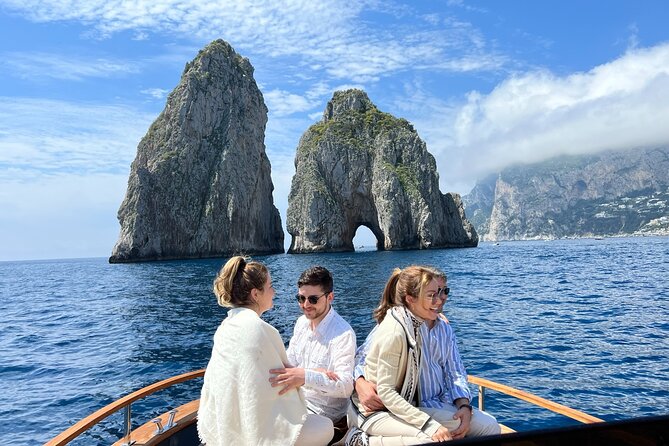 Capri All Inclusive Boat Tour + City Visit - Meeting and Pickup Details