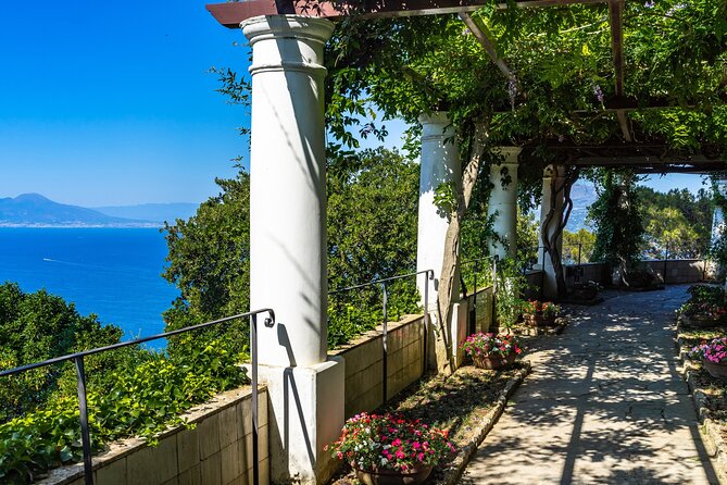 Capri Anacapri and Blue Grotto Private Tour From Rome - Highlights of Capri and Anacapri