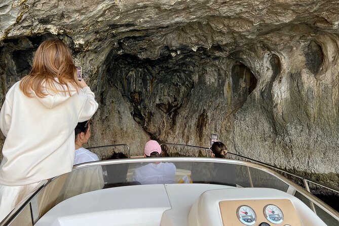 Capri Boat Tour With Local Skipper - Boat Features and Amenities