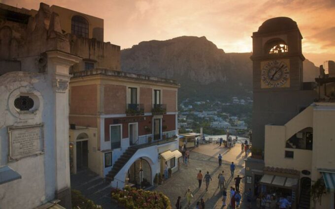 Capri: DIY Day Trip With Blue Grotto, Funicular & Lunch - Customer Feedback