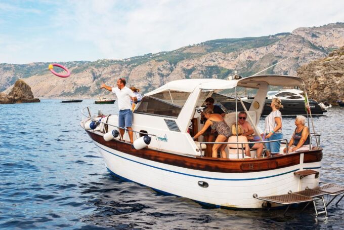 Capri: Fun & Swim With Blue Grotto - Half Day Boat Cruise - Starting Point and Stops
