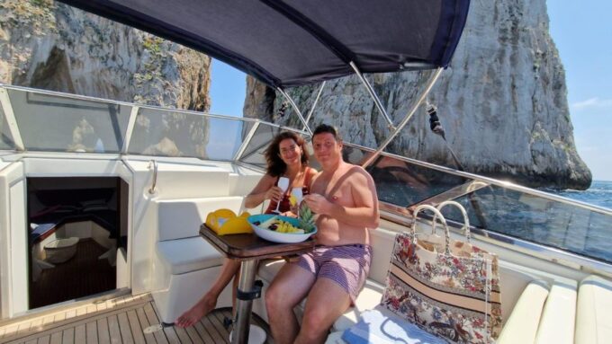 Capri & Nerano Private Yacht Tour - Photo Stops