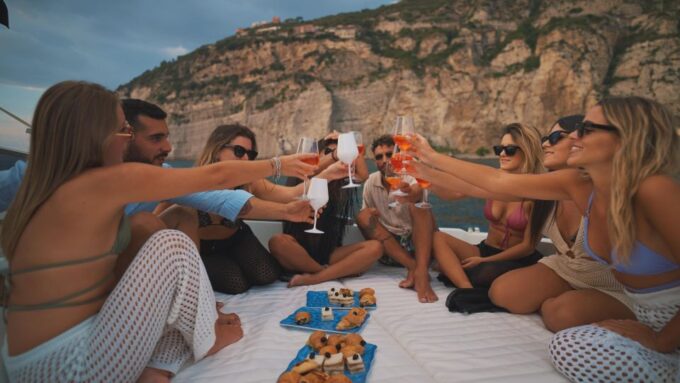 Capri Private Boat Tour: Free Bar, Snack and Extra Included - Highlights of the Boat Tour
