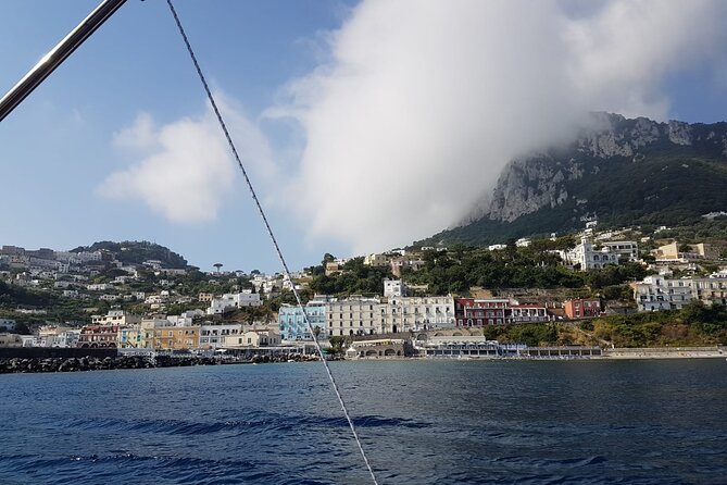 Capri Private Boat Tour From Capri (2 Hours) - Exploring Capris Coastline