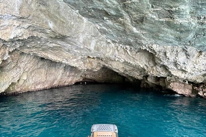 Capri Private Boat Tour From Sorrento - Customer Reviews and Experience