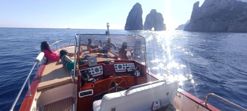 Capri: Private Boat Tour With Skipper - Key Points