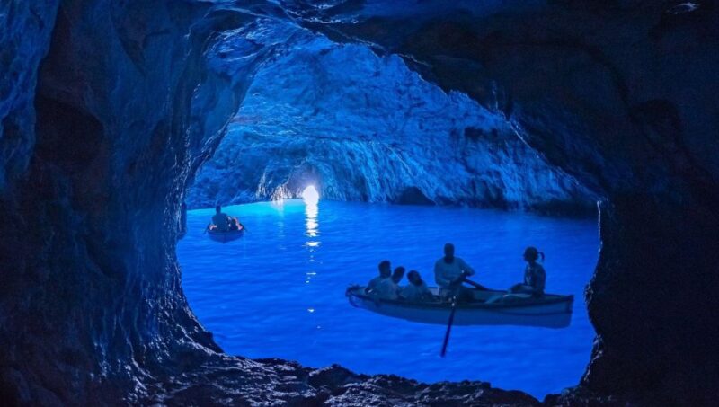 Capri: Private Boat Tour With Visit to the Caves - Inclusions
