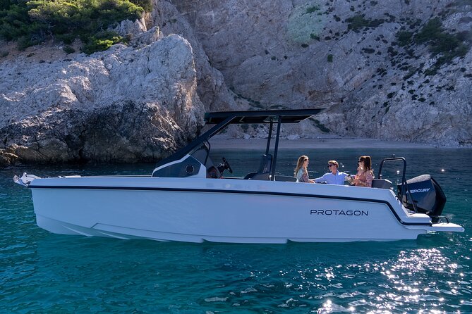 Capri Private Tour From Positano - Motorboat Protagon 28FT - Key Points