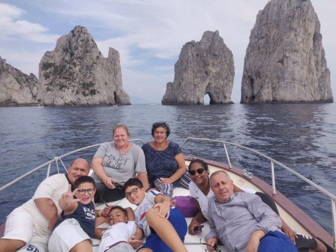 Capri: Private Tour in a Typical Boat - Personalized Experience