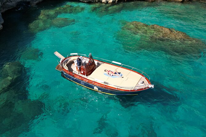 Capri Samba Boat Tour, Sail in Style by Boat. - Itinerary and Activities