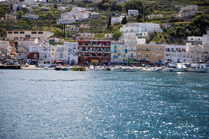 Capri Tour From Sorrento - 18FT Smart Boat - Capacity and Duration