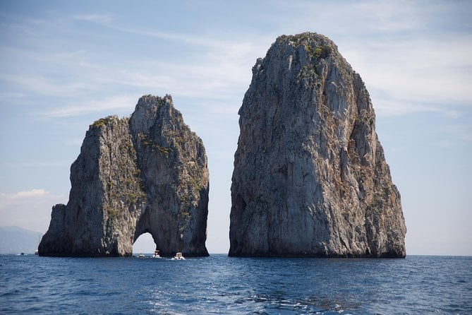Capri Tour From Sorrento 28FT Classic Boat - Savoring Delectable Lunch Onboard