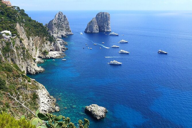Capri: Tour of the Island by Boat From Capri. - Inclusions