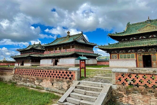 Captivating Central Mongolia With Guide - Taking in Nomadic Traditions