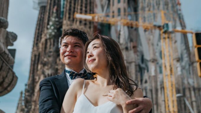 Capture Your Love Story in Sagrada Familia Barcelona - Private Group Experience