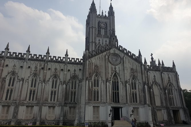 Capturing the City of Joy; Full Day Kolkata Street Photography Tour - Health and Safety Information