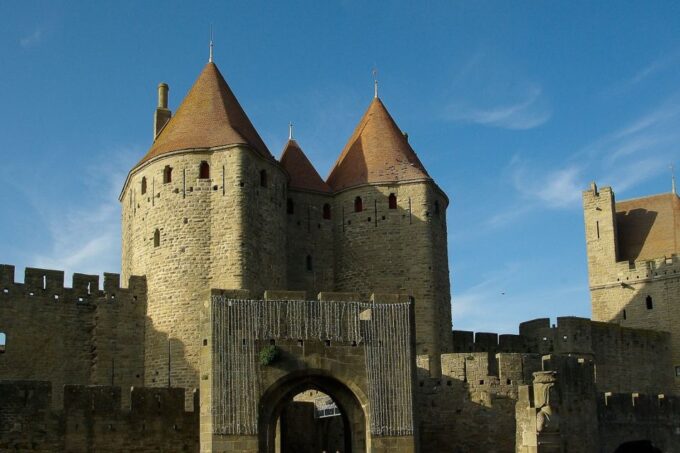 Carcassonne: Private Guided Tour of the Medieval Fortress - Medieval History of Carcassonne