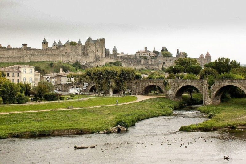 Carcassonne: Private Walking Tour With Cité De Carcassonne - Walking Tour Details