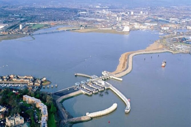 Cardiff City Tour - Local Insights