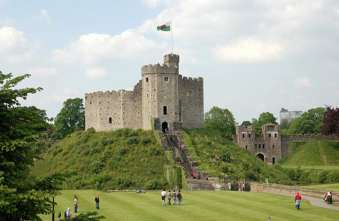 Cardiff Tour App, Hidden Gems Game and Big Britain Quiz (1 Day Pass) UK - Key Points
