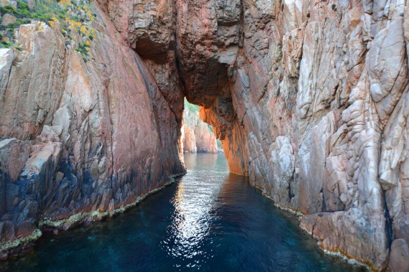 Cargèse: Scandola and Piana Boat Tour With Stop at Girolata - Girolata Village Exploration