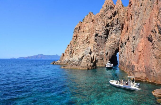 Cargèse: Scandola/Piana/Stop in Girolata Half-Day on RIB Boat - Stopping in Girolata Village