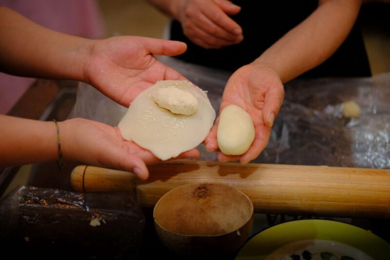 Carimañola Cooking Class in Bogota - Cooking Process