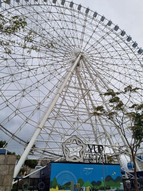 Cariocando at AquaRio & Olympics Boulevard - Yup Star Ferris Wheel