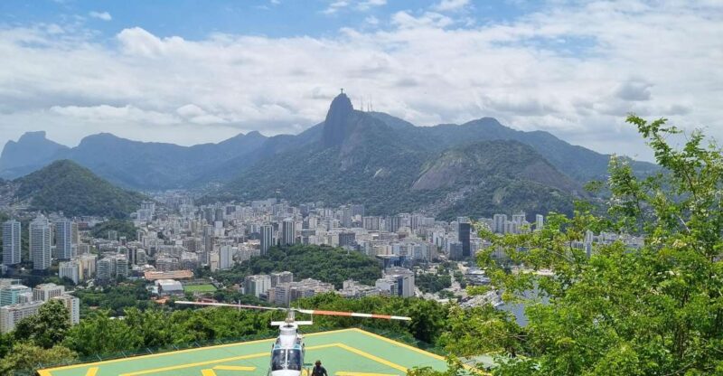 Cariocando in Christ Redeemer & Sugarloaf + Helicopter Tour - Key Points