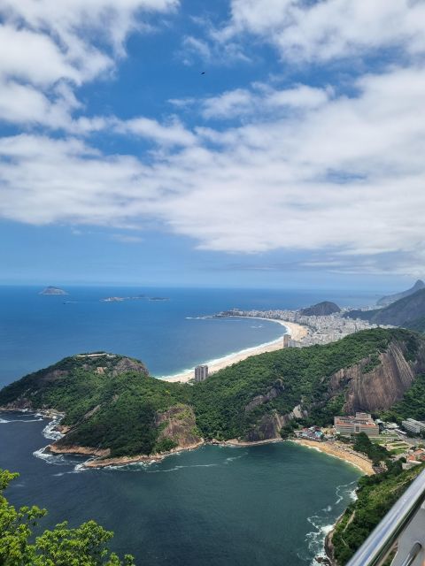 Cariocando in Christ Redeemer & Sugarloaf + Helicopter Tour - Included and Excluded