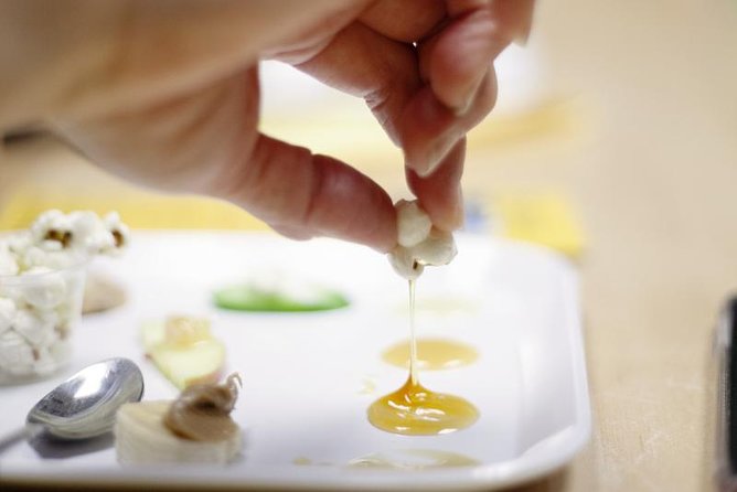 Carmel Small Group Walking Food & Cultural Tour - Tasting Experience and Highlights