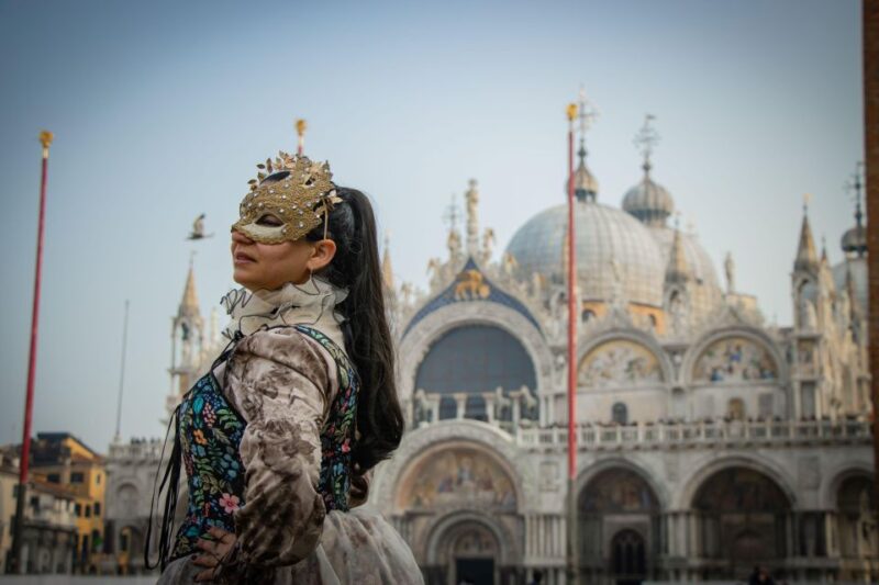 Carnival in Venice: Private Photoshoot - Key Points