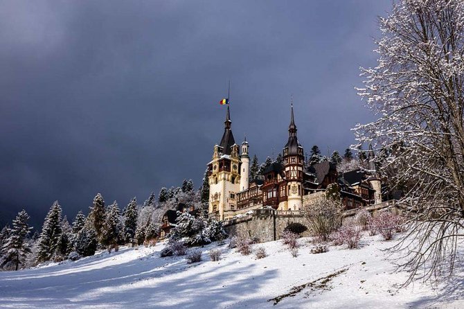 Carpathian Castles Tour - Discovering Bran Castle