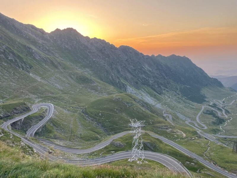 CARPATHIAN MOUNTAINS GRAND HIKING TOUR - FOR GROUPS - Key Points
