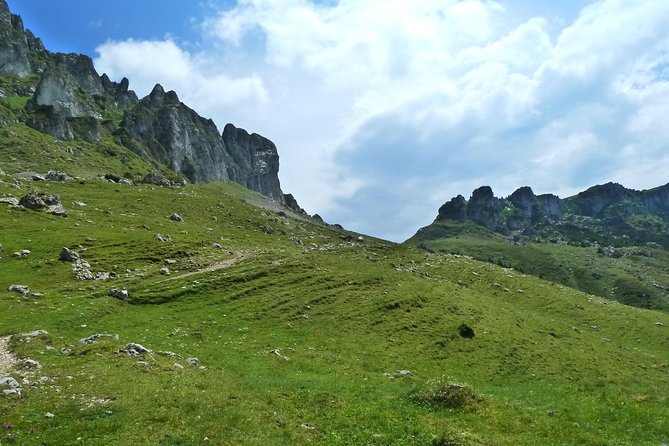 Carpathians in Romania: Bucegi Natural Park With Native Spanish Guide. - Meeting and Pickup Information