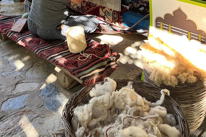 Carpet Weaving Art Lessons & Experience - Inclusions and Logistics