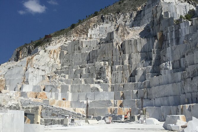 Carrara Marble Quarry Tour With Food Tasting - Food Tasting Experience