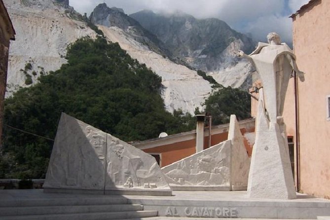 Carrara Marble Tour Small Group From Viareggio - Renowned Sculptors and Marble