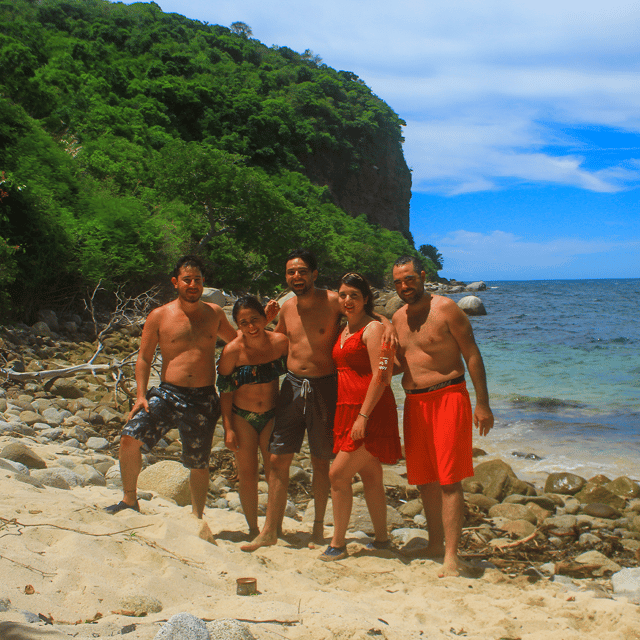 Carrilleros Beach - Beach Exploration