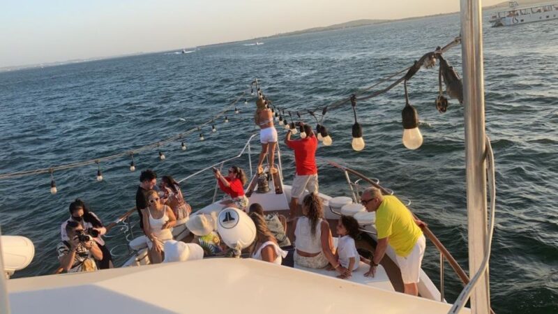 Cartagena: 4-Course Culinary Experience Aboard a Catamaran - Dining Options