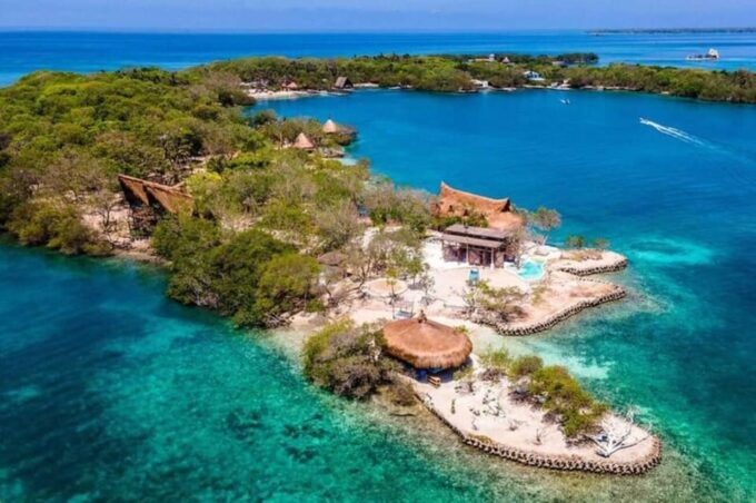 Cartagena: 4 X 1 Speedboat Tour - Rosario Islands - Agua Azul - Cholón - Barú - Relaxation Options