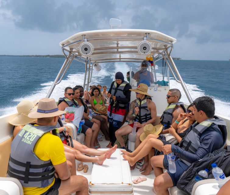 Cartagena: 5 Island Boat Tour With Night Bioluminescent Stop - Key Points
