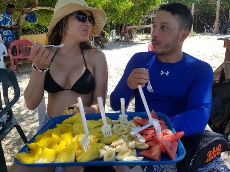 Cartagena: 5-Island Trip by Boat With Lunch and Snorkeling - Inclusions and Exclusions