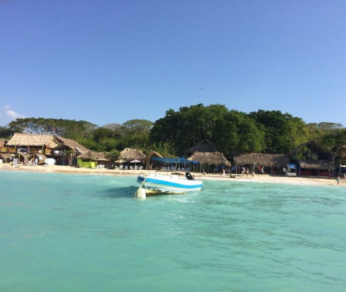 Cartagena: 5-Stop Rosario Islands Tour With Lunch & Entries - Important Information